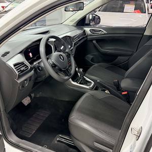 Voiture d'occasion en excellent état, VW <span class=keywords><strong>T</strong></span>-<span class=keywords><strong>Cross</strong></span> Comfort Edition <span class=keywords><strong>2022</strong></span>, 1.5L essence, SUV, traction avant, automatique, conduite à gauche, 5 places, fabriqué en Chine - Product Image 4