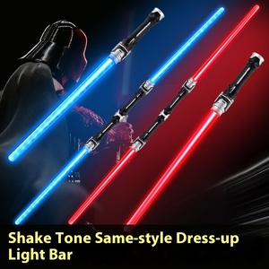 2-en-1 <span class=keywords><strong>sabre</strong></span> lumineux étoile enfants LED épée jouets vente chaude Halloween lumineux coloré deux-en-un Cosplay accessoire - Product Image 3