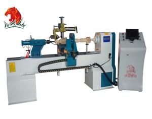 Automatico di rotazione di rotazione e intaglio macchina cnc tornio per legno caposcala postale - Product Image 1