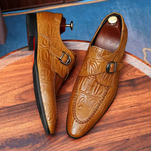 Zapatos de Hombre de Cuero Genuino con Patrón de Cocodrilo, Formales de Negocios, de Caña Alta, Sin Cordones, con Punta Puntiaguda y Hebilla Británica Tipo Monk - Product Image 3