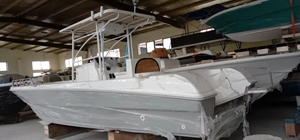 Bateau de pêche à console centrale avec <span class=keywords><strong>moteur</strong></span> <span class=keywords><strong>hors</strong></span>-<span class=keywords><strong>bord</strong></span> en fibre de verre de 8,5 m - Product Image 6