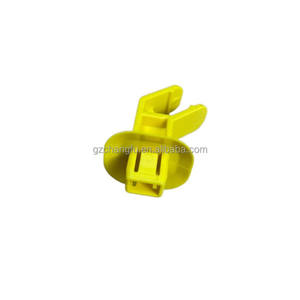 Pièces détachées automobiles Boucle de capot AM5116828AB 1729997 AM51-16828-AB AM5Z16828A AM5Z-16828-A pour <span class=keywords><strong>Ford</strong></span> Escape <span class=keywords><strong>kuga</strong></span> 2013 focus <span class=keywords><strong>mk3</strong></span> - Product Image 2