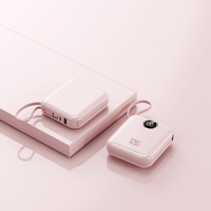 Mini batterie externe 10000 mAh avec logo personnalisé, charge rapide PD22.5W, affichage numérique et câbles, idéale pour les cadeaux d'affaires - Product Image 6