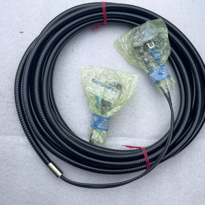 Cable de Extensión para Instrumento de Medición Láser de Líneas 2D/3D KEYENCE CL-C5 Serie LJ-X8000 - Conector en Forma de L (0.5m) CB B05LU - Product Image 5