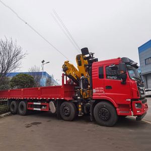 Grúa Plegable de Servicio Pesado Dongfeng 8X4 Montada en Camión, Grúa de 16t para Elevación Eficiente en Construcción - Product Image 5