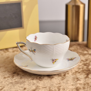 Juego de Taza y Platillo de Porcelana Fina Hechos a Mano, Ecológicos, para Té de la Tarde, Diseño Europeo Moderno, Regalo - Product Image 3