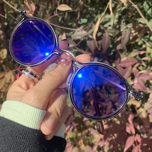 نظارات حريمي كلاسيكية مضادة للون الأزرق وفتحة معدنية متلونة بالوان مختلفة ودون لمبات للنساء نظارات lunette photogray مضادة للإعكاس للرجال 2024