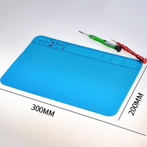 Tappetino da lavoro per la riparazione di orologi 30mm X 20mm tappetino antiscivolo per stazione di saldatura resistente al calore Pad per <span class=keywords><strong>orologiaio</strong></span> strumenti di riparazione - Product Image 5