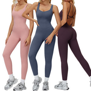 Combinaison de sport pour femme avec logo personnalisé, brossée, sexy, dos croisé, combinaison de sport active extensible, combinaison de yoga avec legging - Product Image 1