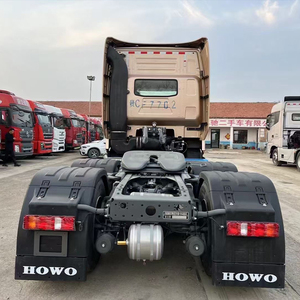 Camion tracteur Howo 6x4 d'occasion avec moteur de 351-450 ch, norme d'émission <span class=keywords><strong>Euro</strong></span> 2, capacité de charge de 31-40 tonnes, à vendre - Product Image 1