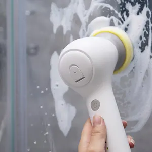 Hot Verkopen Op Amazon! Q1 Cordless Home Magic Elektrische Spin Sterke Macht Borstel Met Water Spray Tank Voor Floor Venster Badkamer