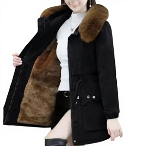 Dernier modèle de parka d'hiver pour femme, coupe ample, doublée polaire, en coton épais et respirant, du Pakistan - Product Image 2