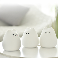 Veilleuse pour enfants en silicone, mignonne, mini, LED RGB, à piles, à changement de couleur par clignotement, en forme de chat