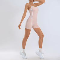 Combinaison de sport une pièce pour femme à séchage rapide, avec short froncé aux fesses, très élastique et bretelles réglables, pour le yoga et le fitness