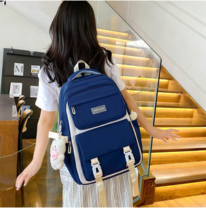 Mochila Escolar Impermeable 2025, Mochila Ligera para Portátil con Puerto de Carga USB, Gran Capacidad, para Estudiantes Universitarios - Product Image 3