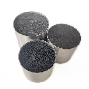 Catalyseurs en nid d'abeille métalliques à technologie avancée, <span class=keywords><strong>prix</strong></span> appliqués au contrôle des gaz nocifs des voitures à essence - Product Image 1