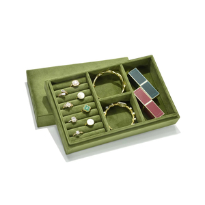 Vente en gros d'étui à bagues avec logo personnalisé boîte à bijoux en velours pour colliers et bagues boîte à bijoux de voyage en velours - Product Image 1