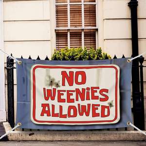 Drapeaux et bannières publicitaires personnalisés en plastique et aluminium avec impression de logo de qualité supérieure, forme personnalisée, pour l'extérieur/l'intérieur, promotion commerciale - Product Image 4