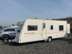 Precio de Fábrica, Moderna Caravana Mini 4x4, Ligera, Todoterreno, Autocaravana con Capacidad para 4 Personas - Product Image 4