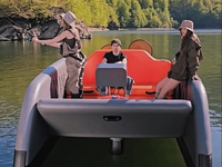 Catamaran à moteur gonflable rapide en PVC Drop Stitch Hypalon, Yacht de luxe auto-vidangeant pour la navigation commerciale