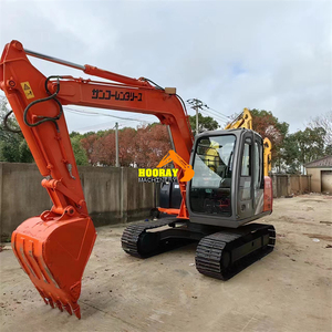 Excavatrice hydraulique Hitachi ZX70 de 7 tonnes d'occasion, d'origine japonaise, compacte, pour la construction urbaine et l'aménagement paysager - Product Image 3
