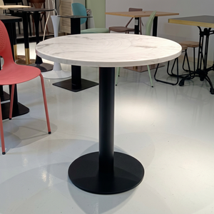 Plateau de table de restaurant en pierre frittée sur mesure, de style commercial moderne |   Fabricant de surfaces de table résistantes aux rayures - Product Image 1