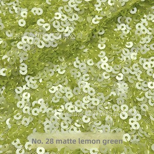 Tissu en <span class=keywords><strong>maille</strong></span> élastique brodée à bulles de 5 mm, 30 couleurs, avec paillettes, pour robes de mariée et accessoires pour femmes et filles, 100 % polyester - Product Image 3