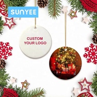 Sunyee Vente en gros d'ornements de Noël en céramique vierges, ronds, pour sublimation, personnalisables avec logo et impression photo, étiquettes cadeaux de fêtes
