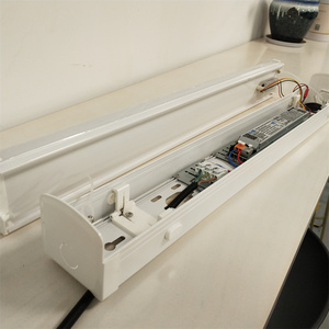 Plafonnier LED linéaire de magasin, 40W, haute efficacité, avec fonction de luminosité - Product Image 5