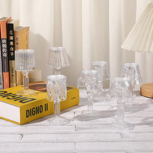 Petite Lampe LED de Table Style Ins Jianbian Lumière Chaude Veilleuse Lumineuse Numérique Tour Eiffel Décorative de Chevet pour Noël - Product Image 3