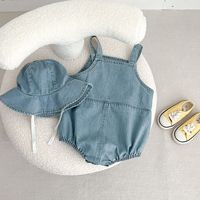 Combinaison légère en denim de coton pour bébé fille, couleur unie, avec chapeau inclus