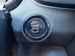 SUV Diesel Automatique 4x4 QM6 Blanc 2017 de Qualité Coréenne Supérieure avec Sièges Ventilés et Cabine Silencieuse - Product Image 4