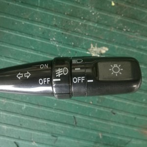 Toyota Combination <b>Switch</b> 84310-37231 <b>12v</b> Changeover <b>Switch</b> For Replace Repair RHD - Product Image 2