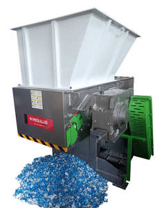 آلة تقطيع البلاستيك الصناعية أحادية المحور لكتل البولي إيثيلين تيريفثالات ولفائف الأفلام والألواح وإعادة تدوير البلاستيك المختلط - Product Image 1