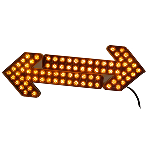 Espaces de stationnement de véhicules d'ingénierie équipés de panneaux lumineux LED de flèche de déviation de voie - Product Image 5