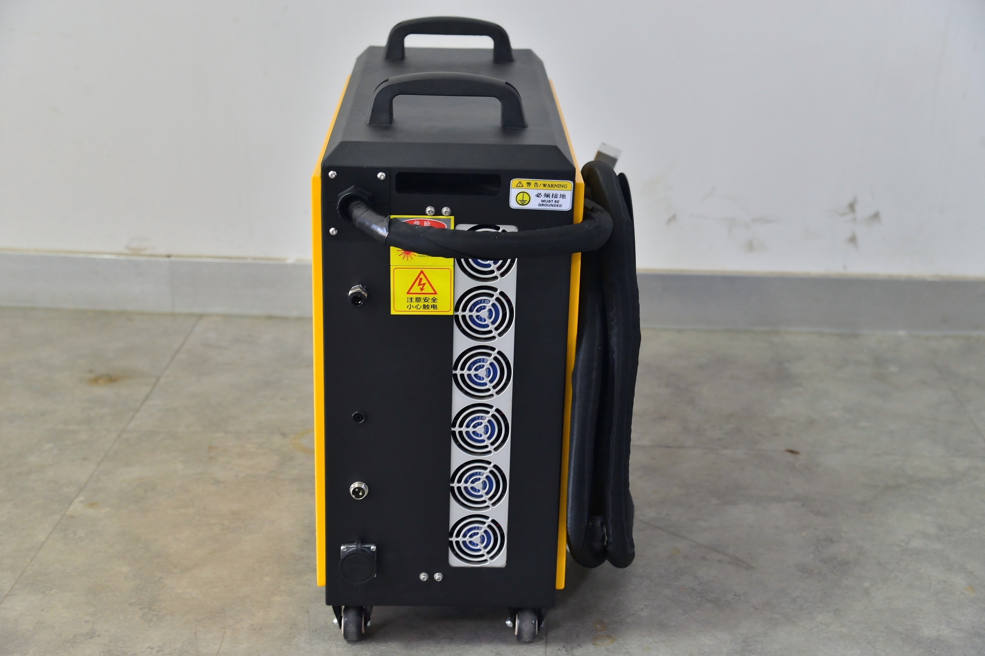 Laser Welders Mini Handheld Fiber Laser Welding Machine With Air Cooling Small Portable With Low Price · image 6