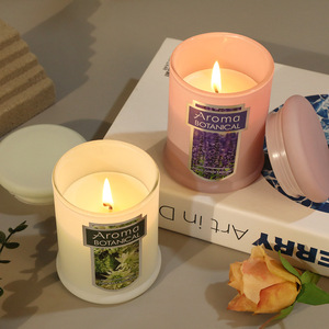 Bougie parfumée de luxe en cire de soja pot à bougie en verre coloré <span class=keywords><strong>huile</strong></span> <span class=keywords><strong>essentielle</strong></span> personnalisée de marque privée pour la décoration de la maison - Product Image 2