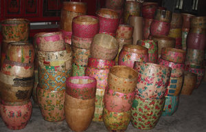 Caja de maletero decorativa redonda de madera lacada, retro, China, brillante - Product Image 4