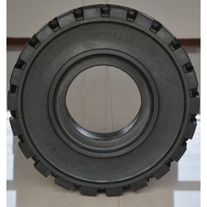 Neumático Sólido para Montacargas Topower 200x8 355/50-20, Portaescorias, Caucho para Pisos Interiores, Uso Industrial - Product Image 1