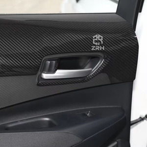 Embellecedor de panel de puerta de fibra de carbono seco para Toyota <span class=keywords><strong>GR</strong></span> <span class=keywords><strong>Corolla</strong></span> 2023 + cubierta embellecedora <span class=keywords><strong>Interior</strong></span> de coche - Product Image 4