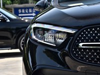 GLC 260 4MATIC Coupé SUV Révisé 2026 |   2.0T Turbo + Hybride léger 48V |   SUV Coupé de Luxe à Transmission Intégrale |   Voiture familiale intelligente 5 places