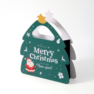 Sac cadeau de luxe personnalisé en papier blanc en forme de sapin de Noël avec poignée en ruban et impression sérigraphique pour emballage de cadeaux de fin d'année et promotion de marque - Product Image 5