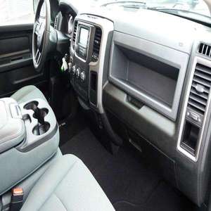 Camioneta DODGE <span class=keywords><strong>RAM</strong></span> 1500 Classic de Doble Cabina USADA, Económica - Product Image 2