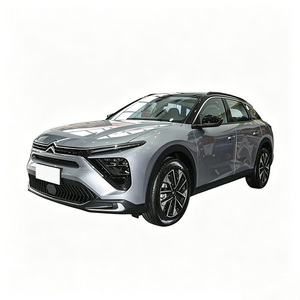 Citroën <span class=keywords><strong>C5</strong></span> <span class=keywords><strong>X</strong></span> <span class=keywords><strong>2023</strong></span> 1.6T Enjoy Trim FWD Automatique Faible Kilométrage Crossover HATCHBACK d'occasion - Product Image 1