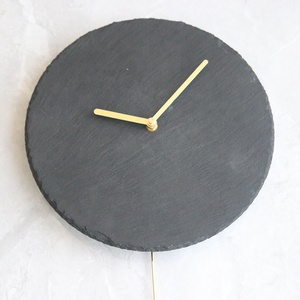 Horloge murale en ardoise noire au design écologique, horloge murale Paul Cézanne pour la maison - Product Image 2