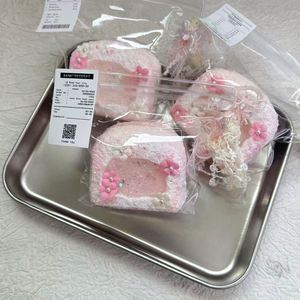 Nouvelle série de jouets squishy réalistes en forme de pain grillé, en silicone à texture collante, anti-stress et anti-anxiété pour enfants, adultes et bureau - Product Image 1