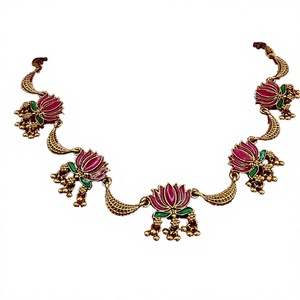 SL-<b>J</b>-610 Five Petal Flower <b>and</b> Five Leaf Grass Pull-out <b>Bracelet</b> ORIGINAL > Set of Three Fashionable <b>Bracelets</b> - Product Image 3