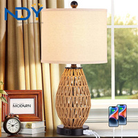 Lampe de table en rotin à commande tactile à 3 canaux avec 2 ports USB et prises AC pour chevet, salon, maison ou bureau