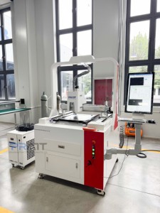 <span class=keywords><strong>Cnc</strong></span> 1500mm * 3000mm Cắt khu vực 6050 sợi <span class=keywords><strong>Laser</strong></span> máy cắt cho kim loại với giá tốt nhất trên bán - Product Image 2