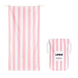 Serviettes de plage rayées en microfibre personnalisées roses anti-sable - Product Image 1